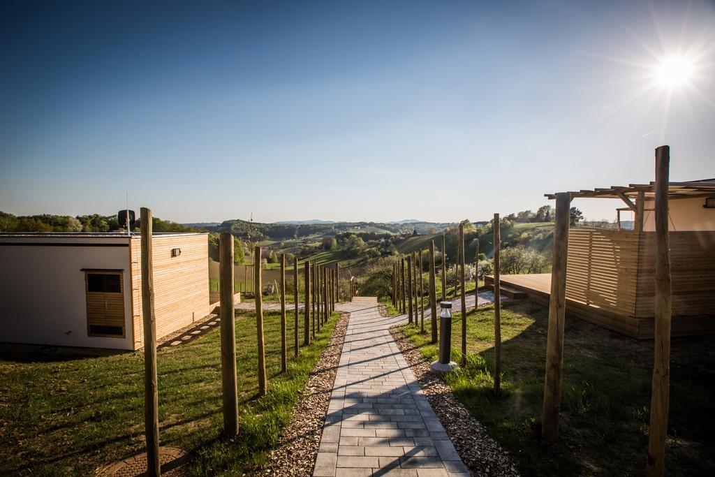 Weingarten-Resort Unterlamm Loipersdorf - Adults Only Ngoại thất bức ảnh