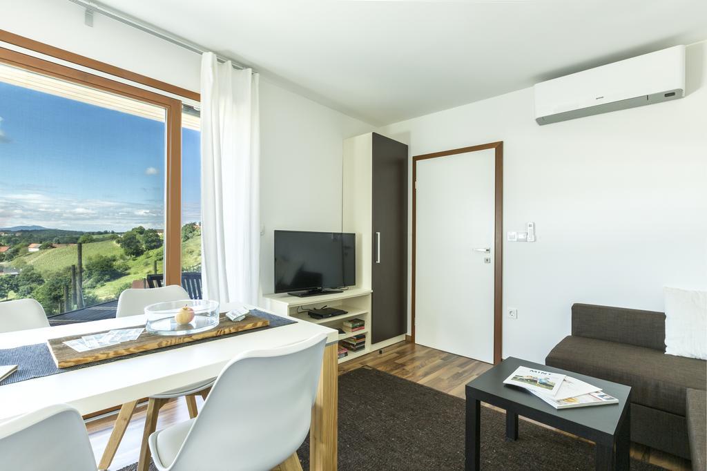 Weingarten-Resort Unterlamm Loipersdorf - Adults Only Ngoại thất bức ảnh